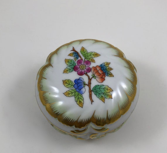 Vintage Herend Hungary Porcelain Queen Victoria Trinket - Etsy