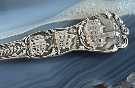 Antique Sterling Silver Minneapolis Minnesota Souvenir Spoon