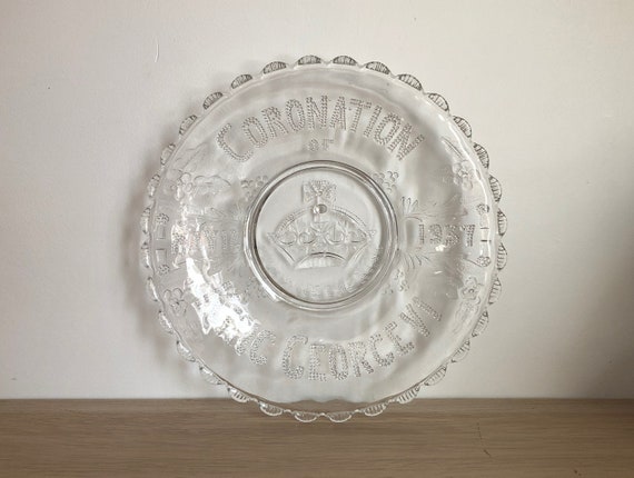 ジョ-ジ6世戴冠式ガラス皿(プレ-ト付き)