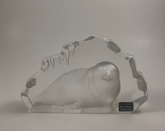 Mats Jonasson Sweden Crystal Wildlife Seal Sculpture Paperweight