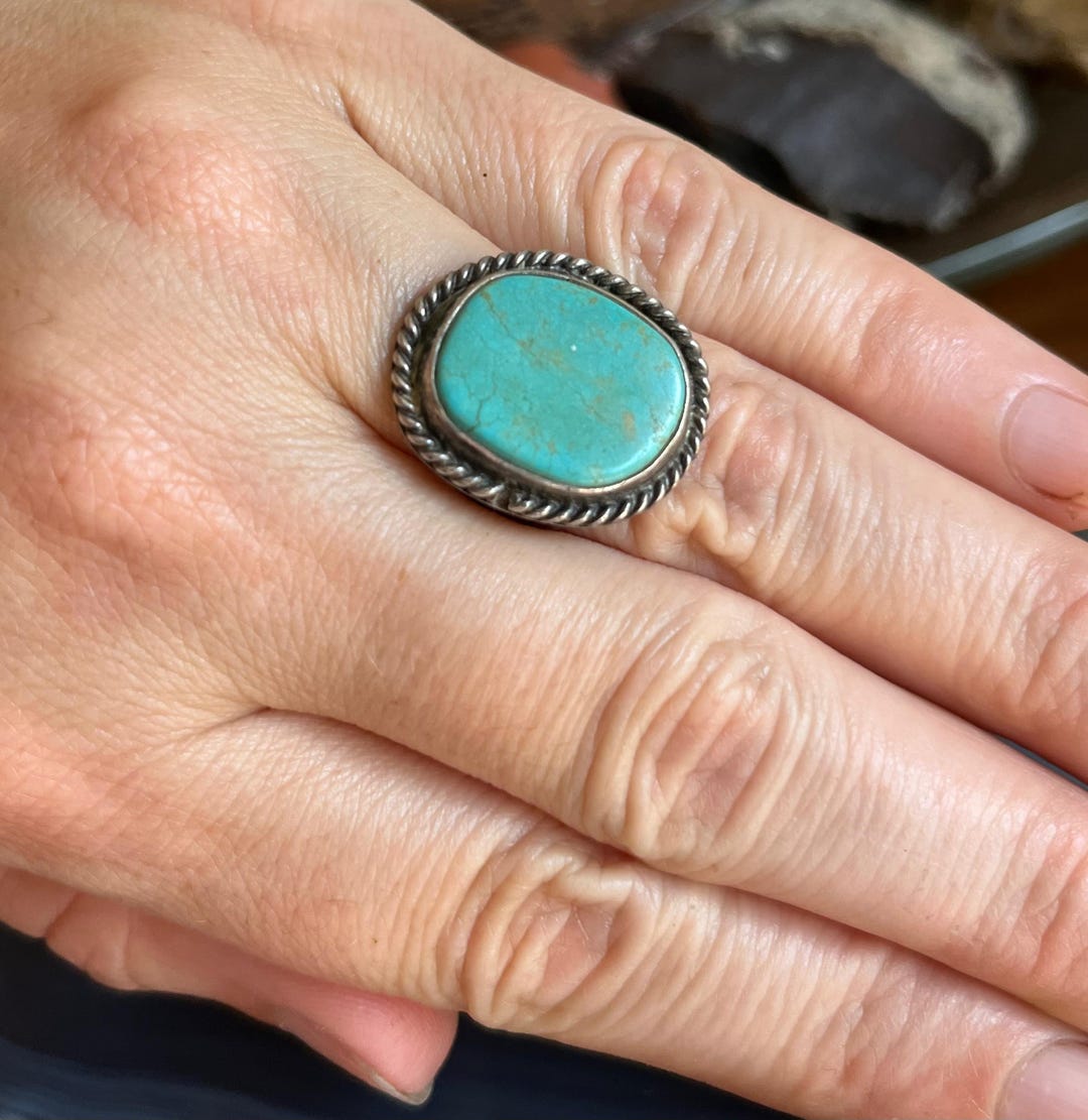 Vintage Silver Navajo Turquoise Ring Size 10.5