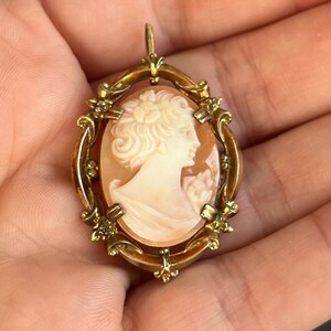 Antique Vintage Gold Filled Carved Shell Cameo Brooch Pendant for Necklace zdjęcie 7