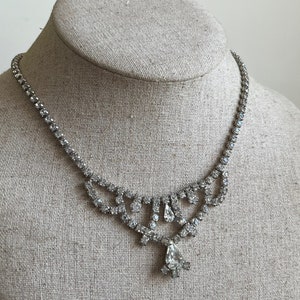 Vintage 1950s Mid Century Crystal Rhinestone Bib Necklace