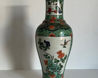 Antique Chinese Qing Dynasty Famille Verte Porcelain Vase