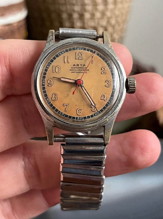 American Wristwatches 洋書 本 88年 40s 50s 1940-1949 Year Manufactured Wristwatches with Vintage for
