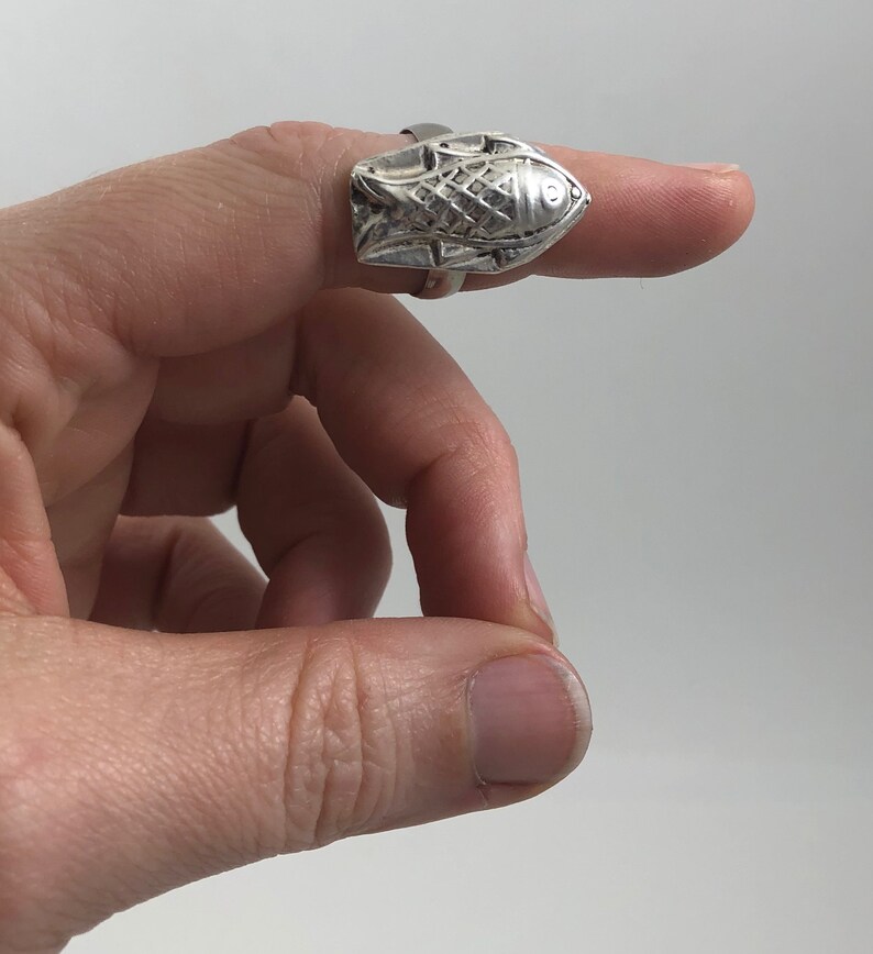 Vintage Mid Century Modern Modernist 800 Silver Fish Ring