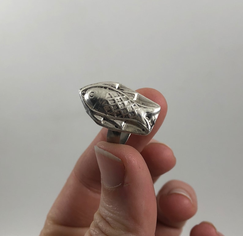 Vintage Mid Century Modern Modernist 800 Silver Fish Ring