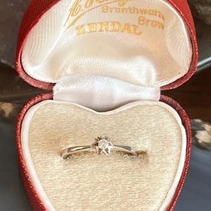Vintage Dainty Minimalist 14K White Gold Diamond Ring