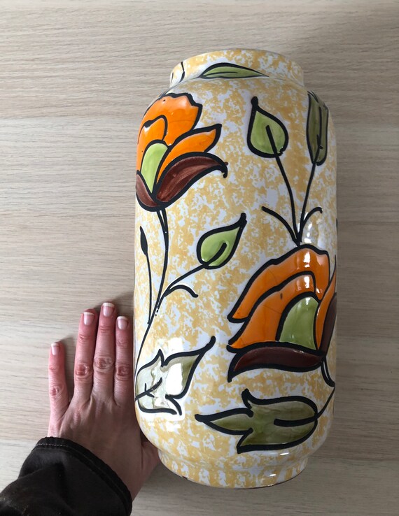 Large Mid Century Modern Italian Pottery Pop Art Wax Resist Raised