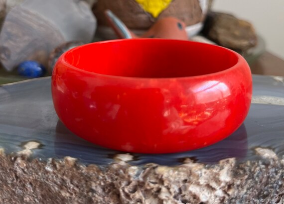 CHOICE Bold Bakelite Stacking Bangle Bracelets - image 5