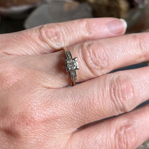 Vintage Art Deco 14K Gold and Diamond Engagement Ring