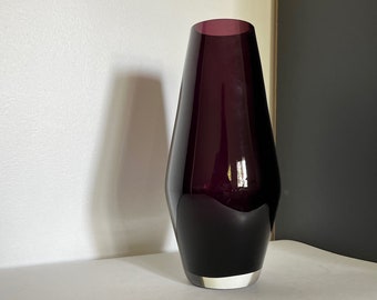 Mid Century Purple Glass Vase by Tamara Aladin for Riihimaen Riihimaen Lasi Oy Finland