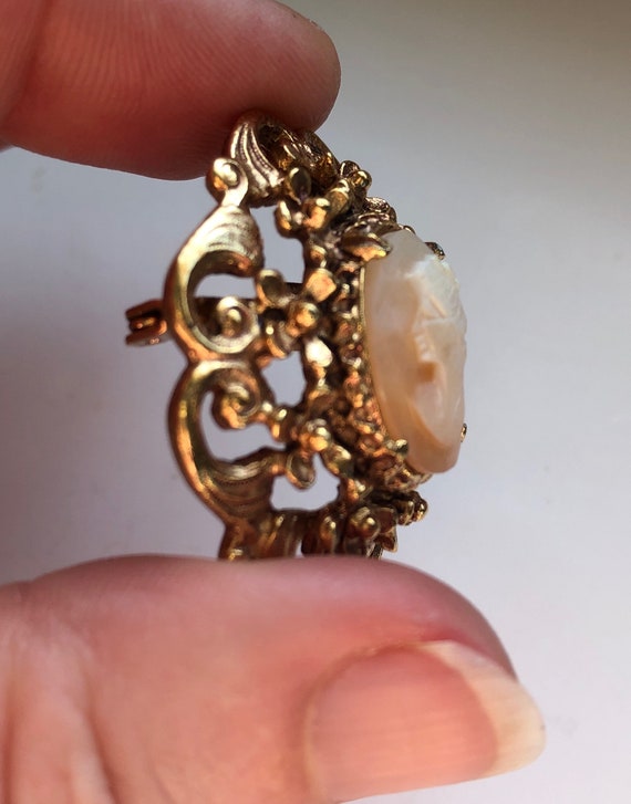 Vintage sale florenza brooch