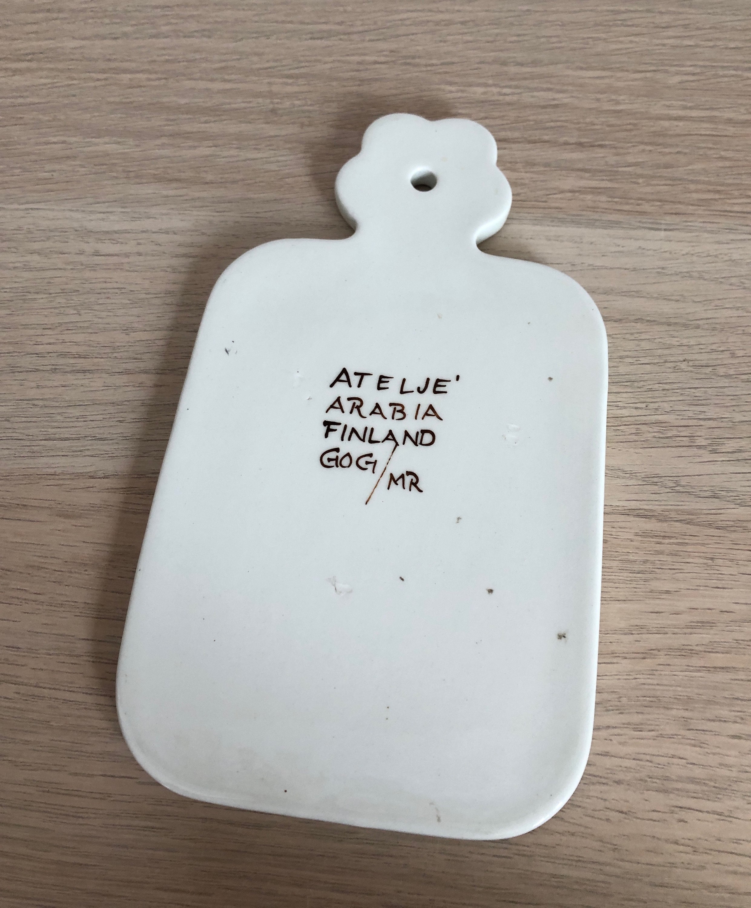 Arabia Finland Atelje Brown & White Wall Hanging Ceramic Cheese