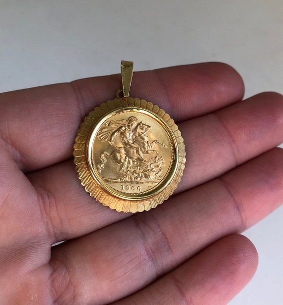Vintage 1966 Great Britain Queen 