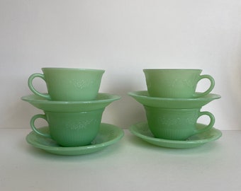 Set of 4 Fire King Jadeite Jadite Alice Pattern Tea Cups and Saucers