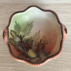 Beautiful Antique Nippon Raised Moriage Jewelled Border Hand Painted Bowl