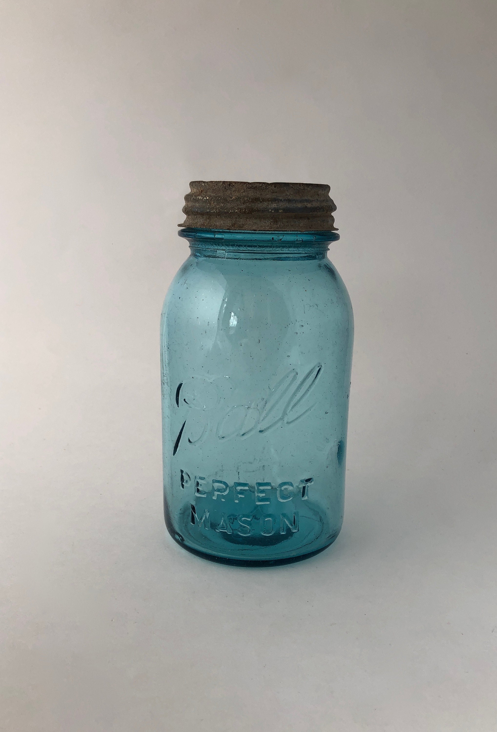Blue Fruit Jar Antiques - Came across this really nice Abu Garcia