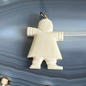 Vintage Carved Inuit Figure Pendant