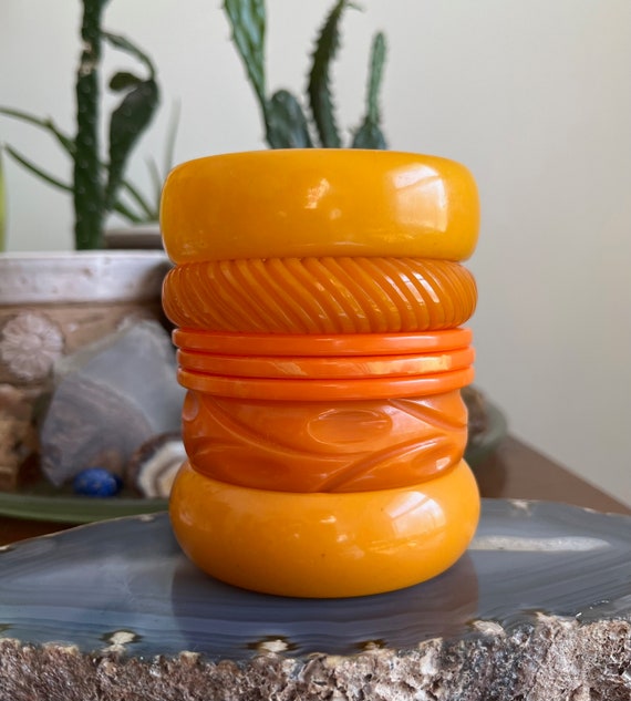 CHOICE Shades of Orange Yellow Bakelite Stacking B