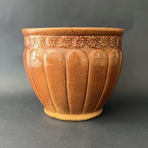 Antique Arts and Crafts 1924 Canadian Medalta Stoneware Pottery Jardiniere Flower Plant Pot Planter