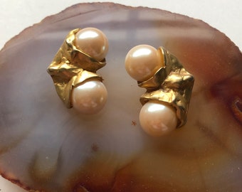 Large Vintage Matte Gold Tone Faux Pearl Clip On Statement Earrings