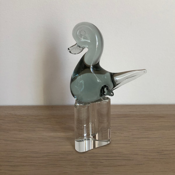 Vintage Mid Century Modern FM Konstglas Ronneby or Eneryda Swedish Sweden Glass Bird Sculpture