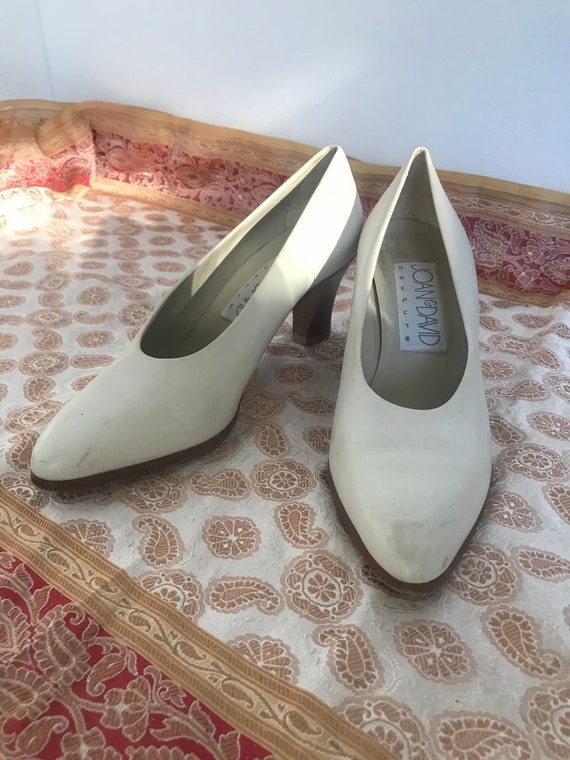 Vintage Joan and David pumps