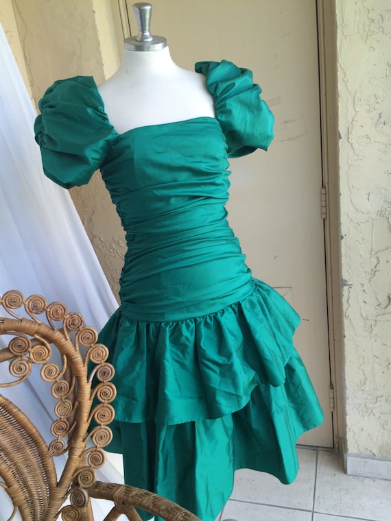 Kelly Green Satin Cocktail Dress