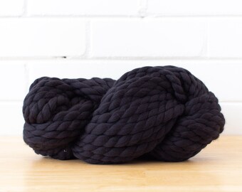 Yana XL Wool Yarn | Cosmo Vision Black