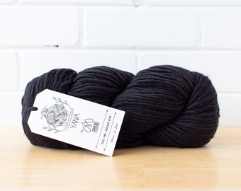 Yana Super Bulky Wool Yarn | Cosmo Vision Black