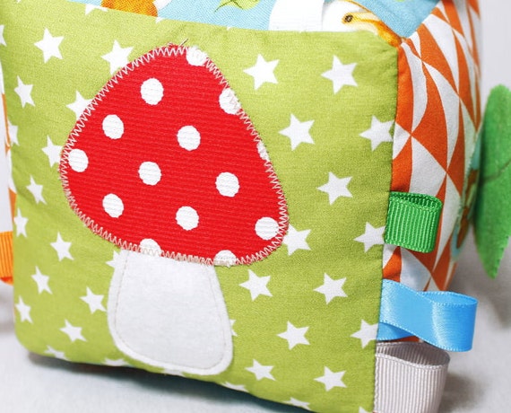 Jouet Bebe Cube D Eveil Coton Montessori Cadeau Etsy France Jouet Bebe Cube D Eveil Coton Montessori Cadeau Etsy France