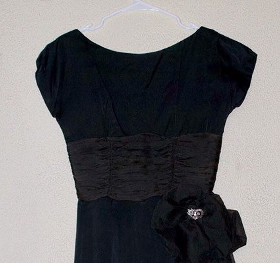 Classic Black Vintage Dress - image 2