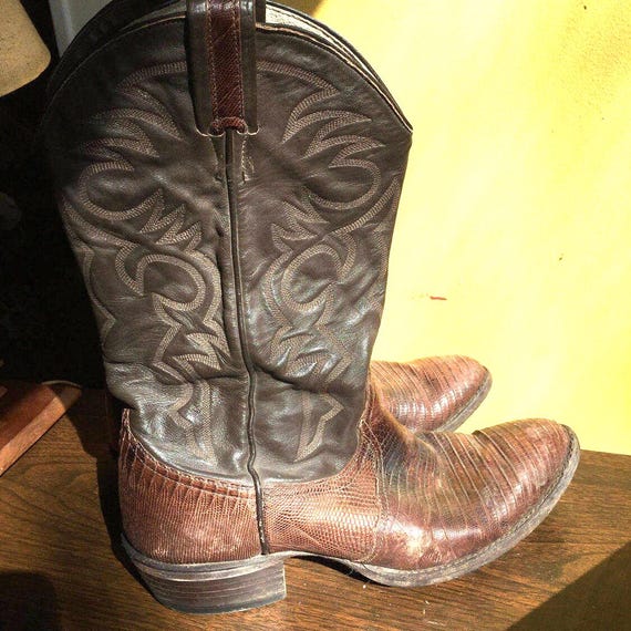 Larry Mahan Lizard  Skin Western Boots 1970s well-worn Larry Mahan green Teju Lizard cowboy boots  main image 3