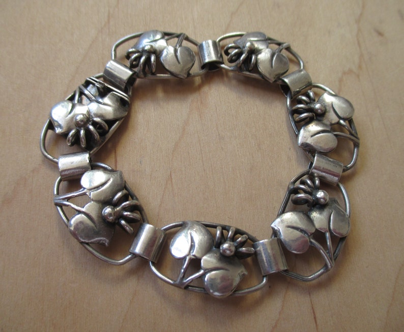 Danish floral link bracelet 830 silver Scandinavian design 1940s coil flowers leaves vintage 40s solid silver jewellery made in Denmark