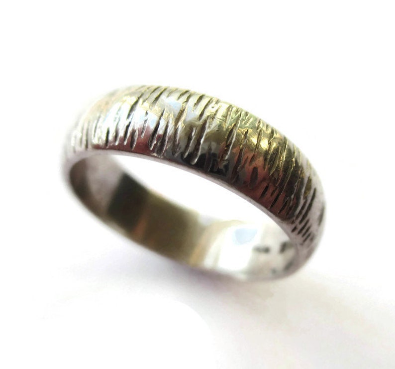 Birmingham hallmark tiger zebra stripes 1970s striped ring 70s English jewelry hallmarked solid silver 1973 stripy sterling silver band