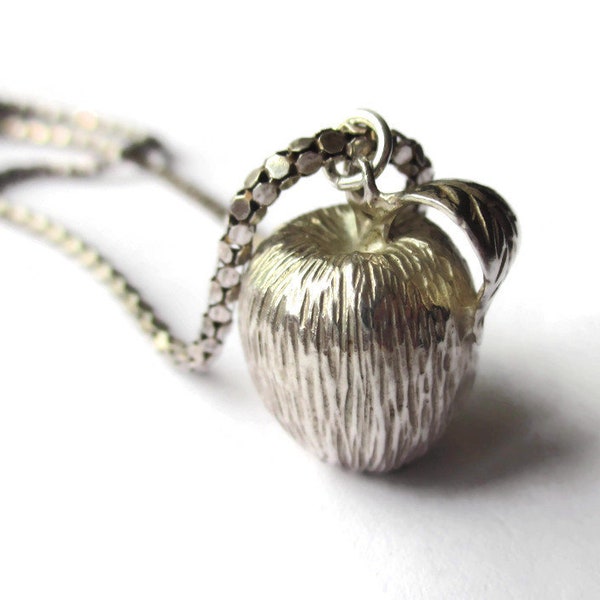 1977 solid sterling silver apple pendant + chain, vintage 1970s London hallmark 925 heavy charm, 70s Malus domestica tree fruit food jewelry