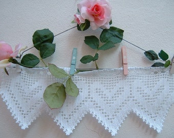 Crochet lace with white cotton hearts-Filet lace border-Border for curtains and tablecloths-cm.50xcm.15-On reservation