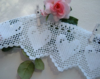 Crochet lace border in white cotton- Filet border with hearts-Lace to be applied-cm.50xcm.15-On ordering