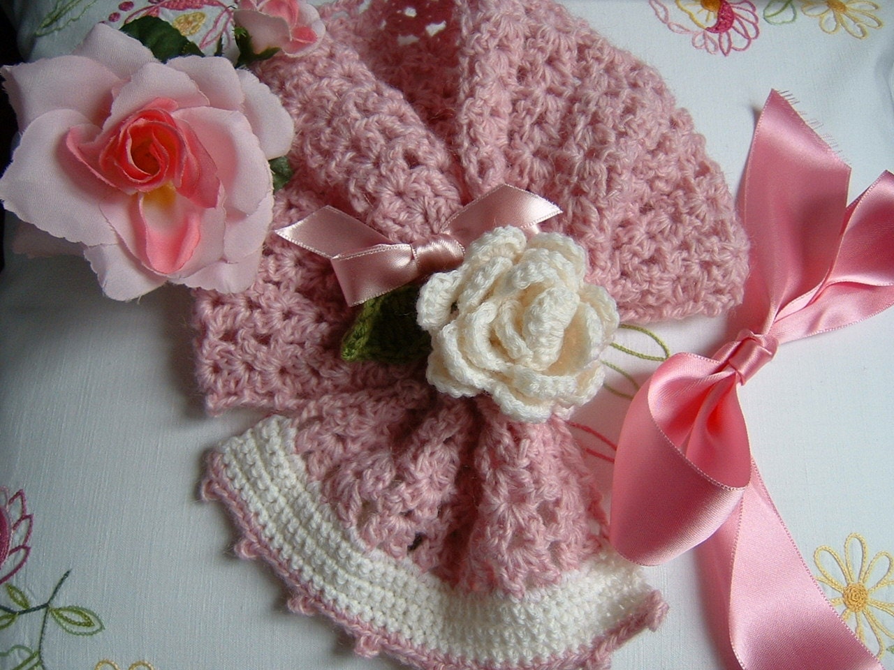 Hand Crocheted Rose Flower Scarf