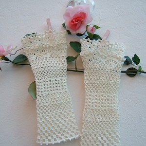 Manchettes en coton ivoire - Poignets en dentelle au crochet romantique - Gants de mariée et de demoiselle d'honneur - Gants sans doigts - Poignets de mariage