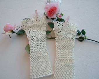 Ivory Cotton Arm Warmers-Romantic Crochet Lace Cuffs-Bridal and Bridesmaid Gloves-Fingerless Gloves-Wedding Cuffs