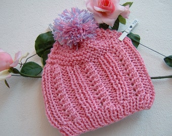 Women's hat in pink merino wool - Hat with pompom - Handmade knitted hat - Winter women's fashion