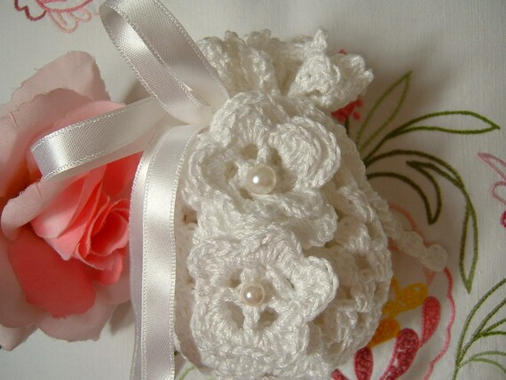 Sacchetto Bomboniera All Uncinetto Bomboniera Di Cotone Bianco Porta Confetti In Pizzo Bianco Regalo Per Matrimonio