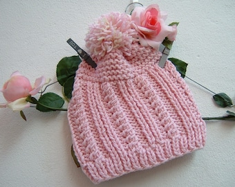 Women's hat in light pink merino wool-Hat with pompon-Knitted handmade hat-Women's fashion autumn-winter