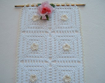 Crochet lace curtain - White and ivory cotton curtain - Curtain with Irish roses - Crochet romantic home