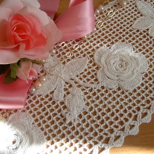 Crochet lace border with application of Irish rose bouquets-Cotton border-cm.50xcm.16-On ordering image 2