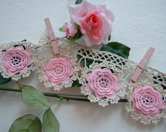 Crochet lace border with pink roses-Colorful border to apply-Pink and ecru lace-cm.50xcm.10-On reservation