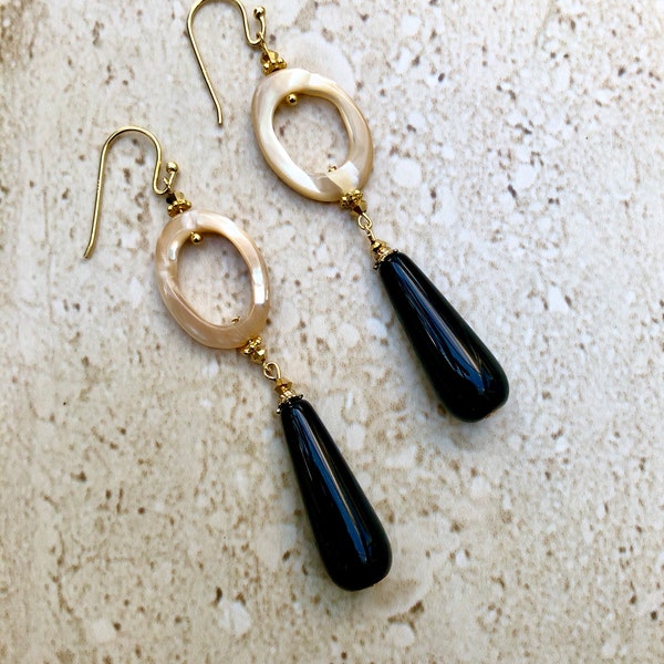 Mother of Pearl Earrings Black Onyx Earrings MOP Earrings MOP Dangle Earrings Onyx Drop Earrings Onyx Statement Earrings Mother of Pearl