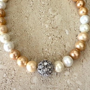 Pearl Necklace Ombré Shell Pearl Necklace CZ Focal Shell Pearl Necklace Pearl Statement Chunky Pearl Necklace Ombré Handmade